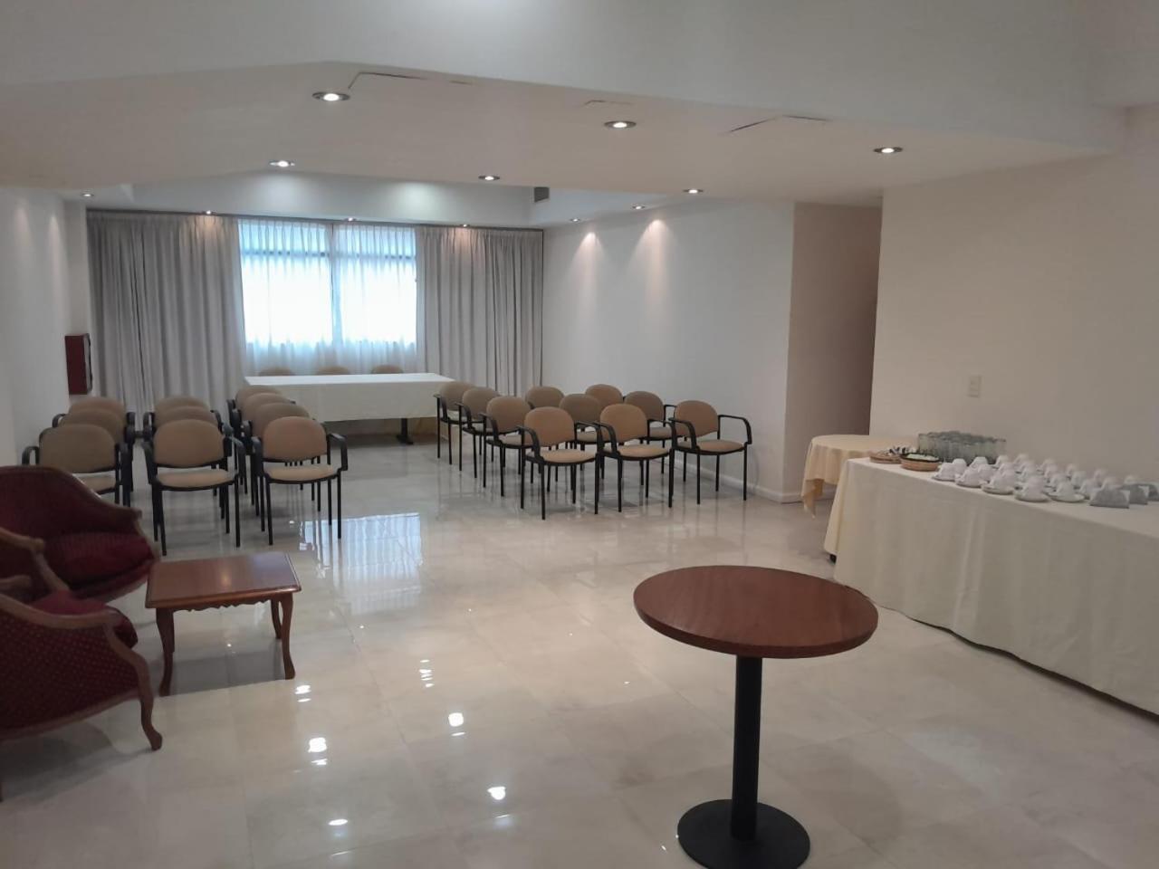 Atlas Tower 3* Buenos Aires