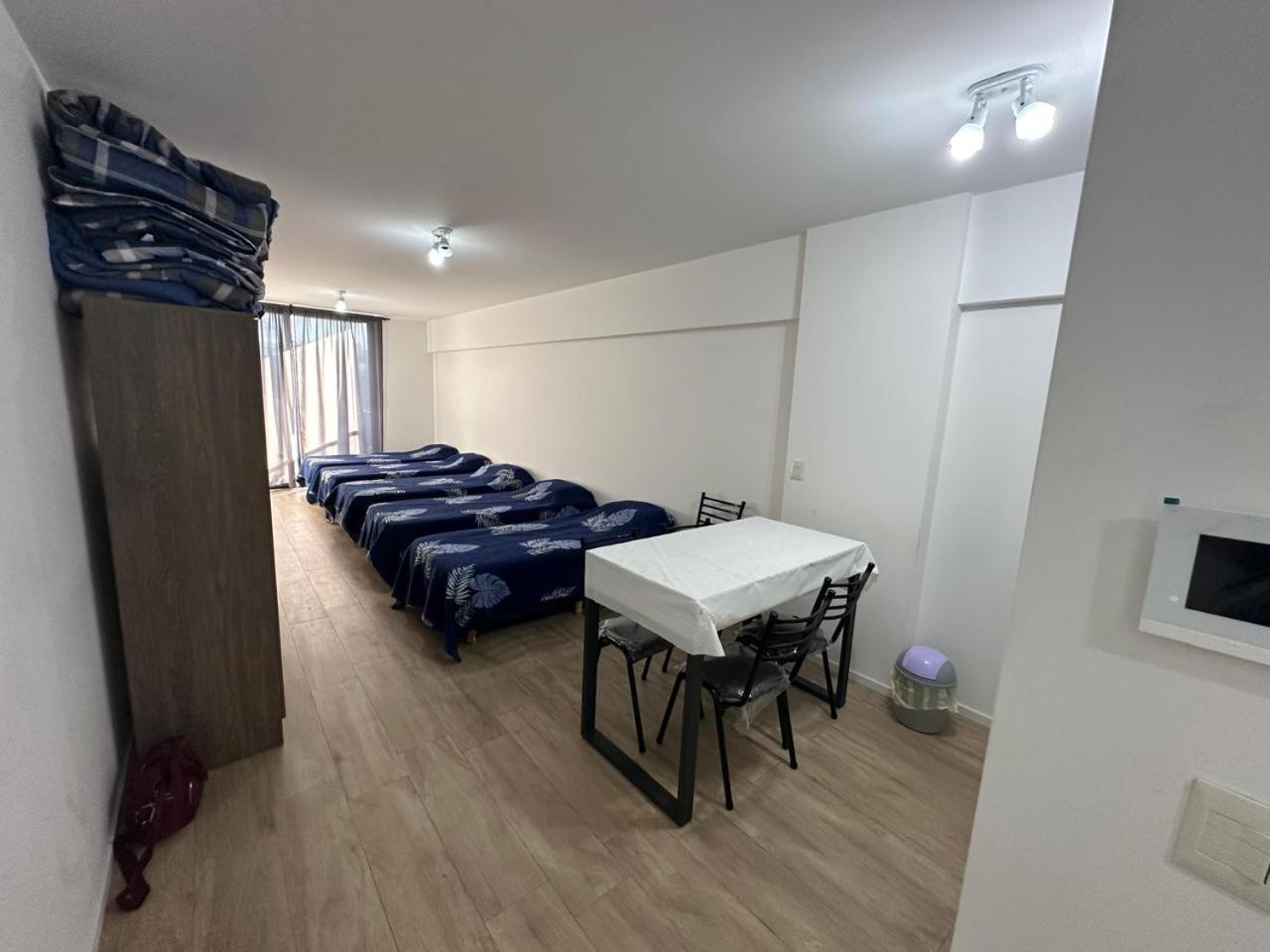 Apartment River Plate, Movistar Arena, Embajada