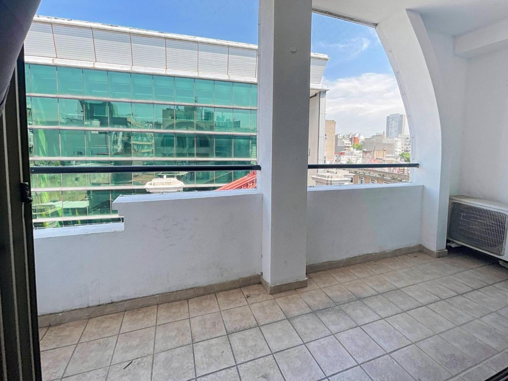 Beautiful In The Area Of Abasto, Strategically Located