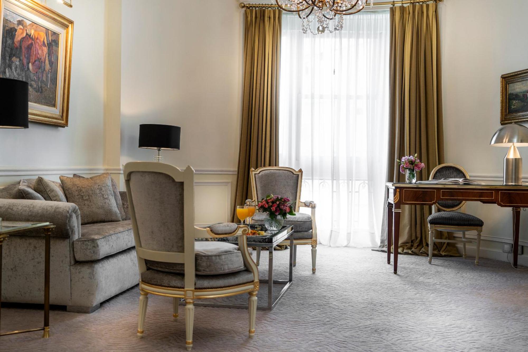 Alvear Palace - Leading Of The World 5*
