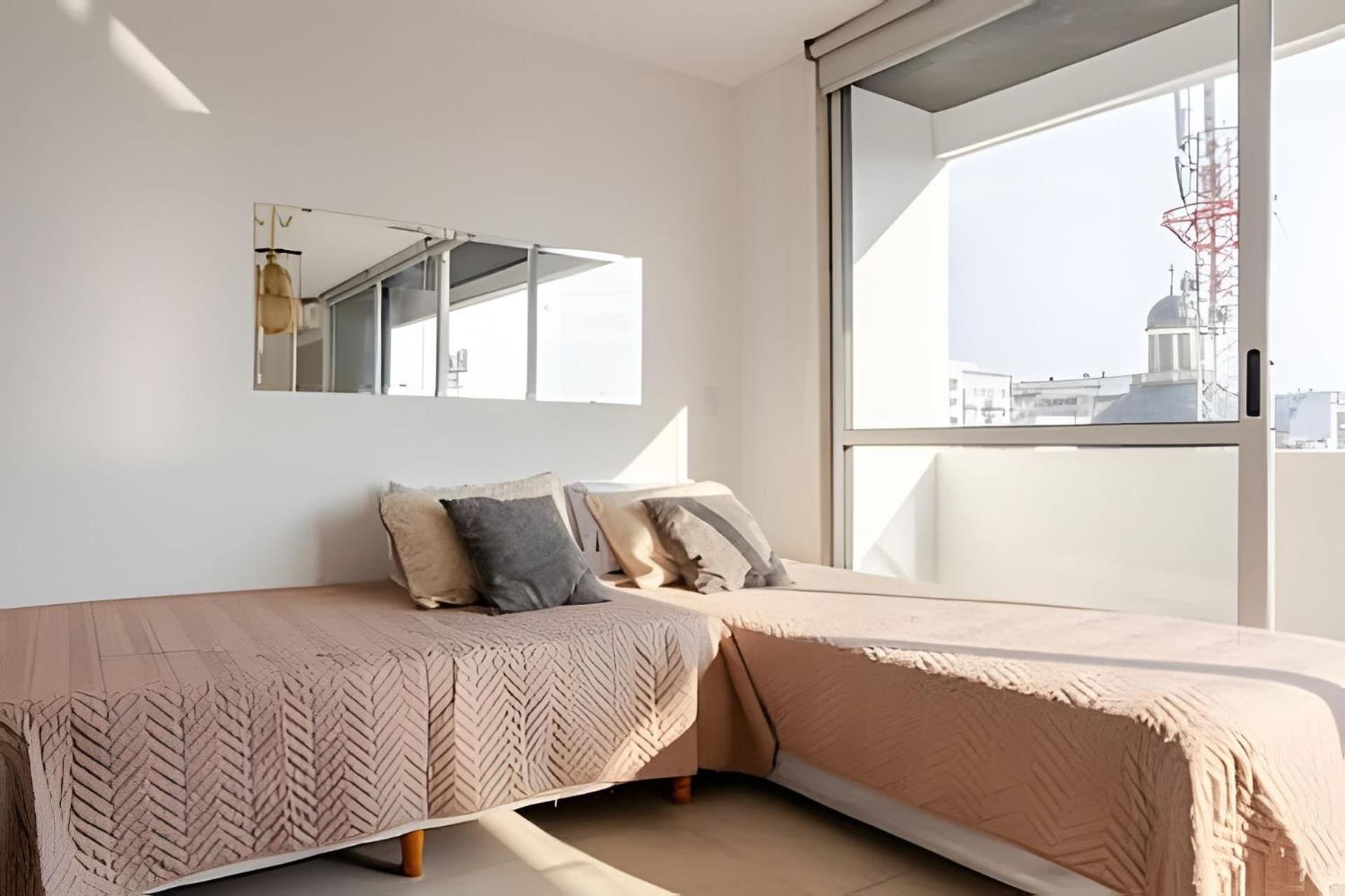 Mitre 1444 Apartment