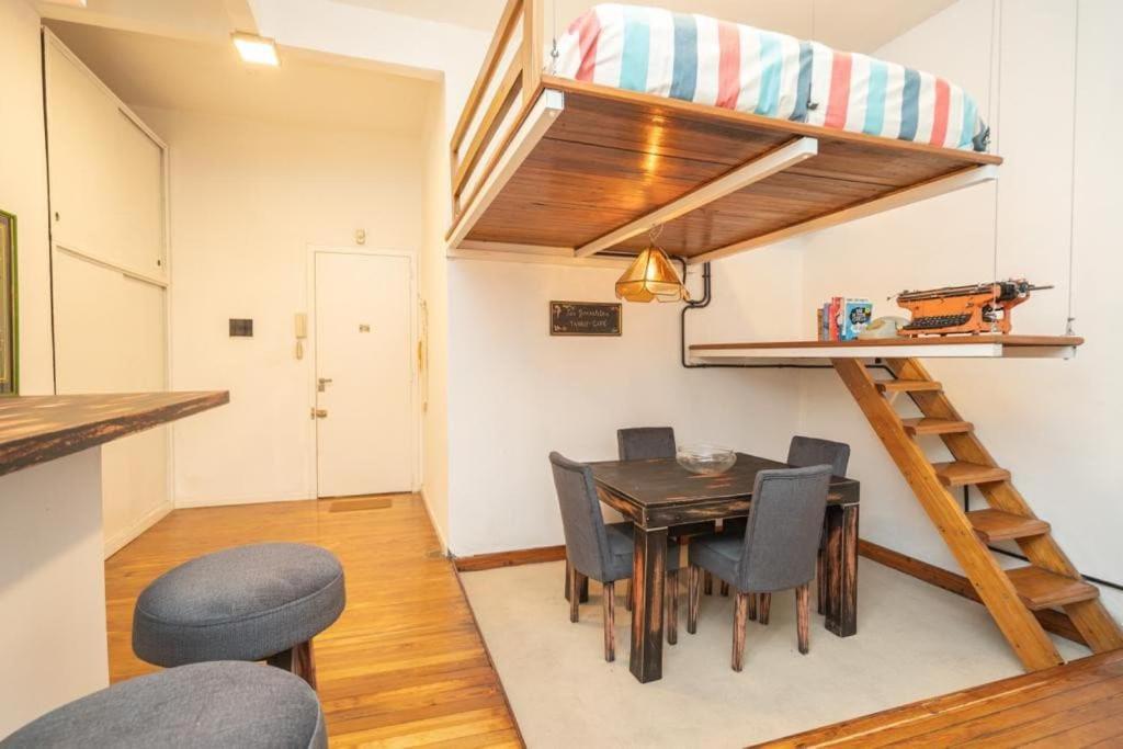 Acogedor Estudio En El Centro De La Ciudad Apartment *