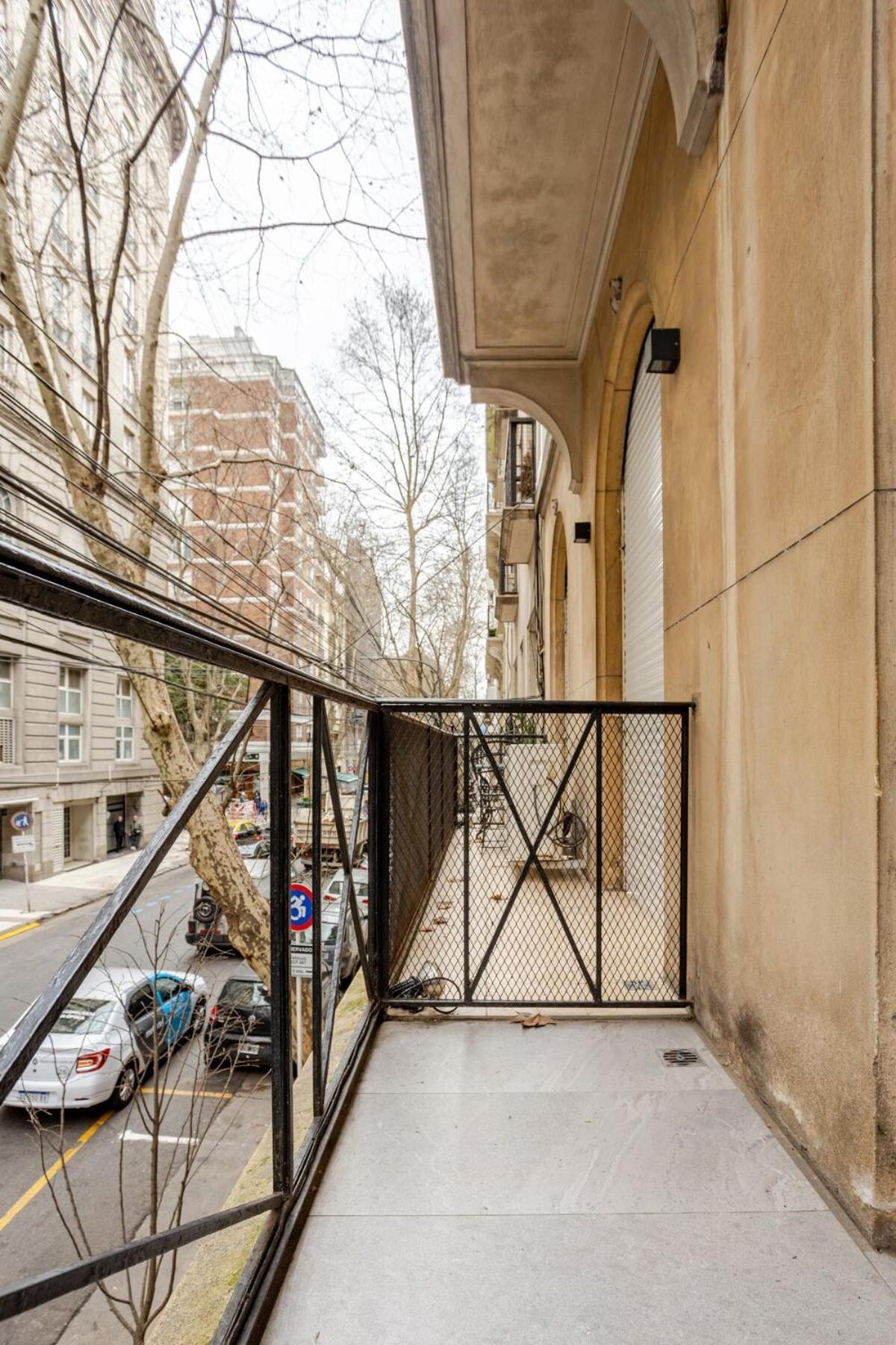 Apartment Refined Urban Oasis In Recoleta