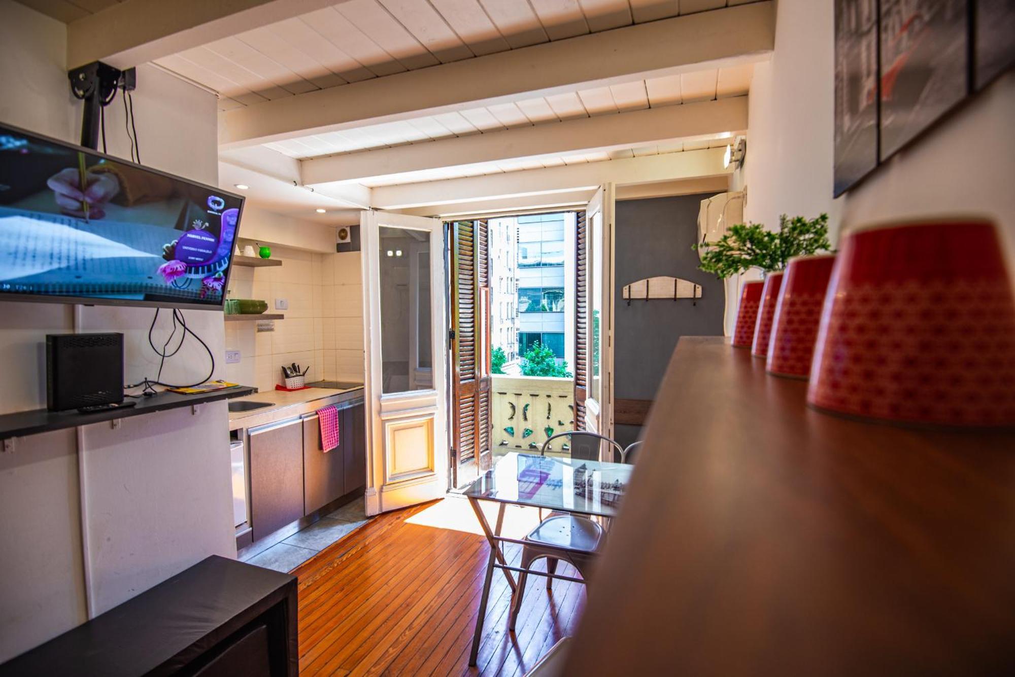 Duplex En Centro Historico Y Turistico Sobre Av. De Mayo Apartment Buenos Aires