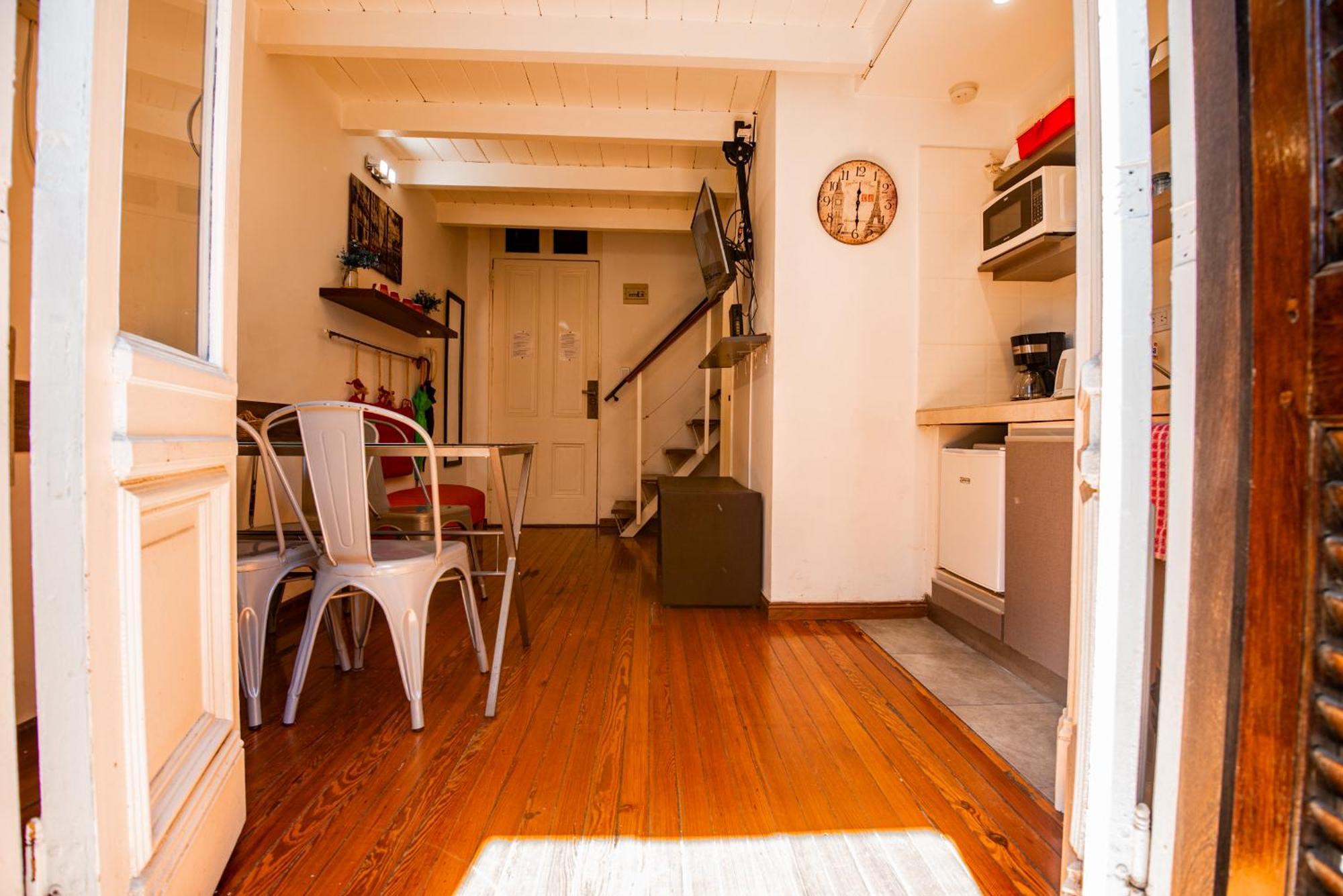Duplex En Centro Historico Y Turistico Sobre Av. De Mayo Buenos Aires