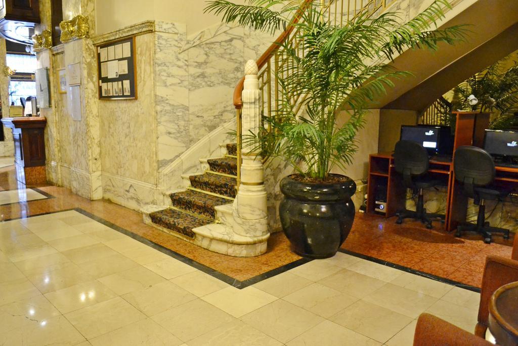 Castelar & Hotel Ciudad Autónoma de Buenos Aires