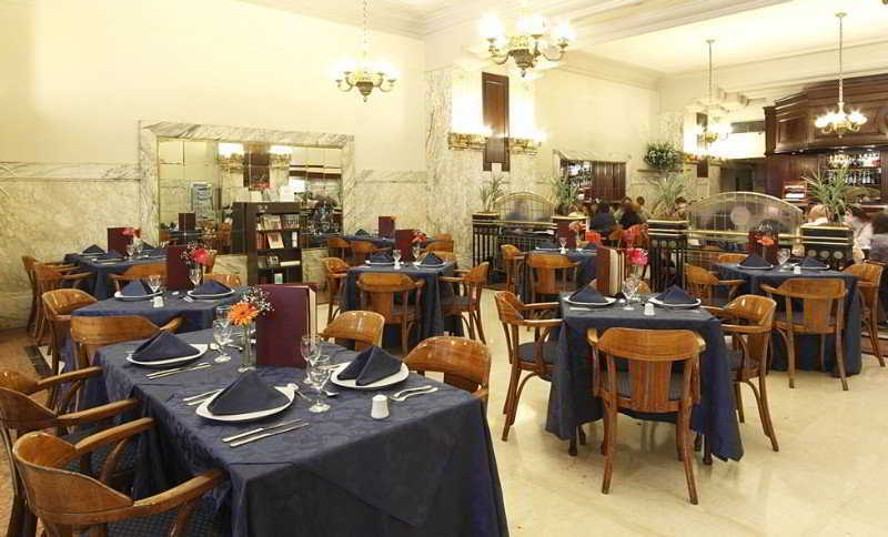 Castelar & Hotel Ciudad Autónoma de Buenos Aires