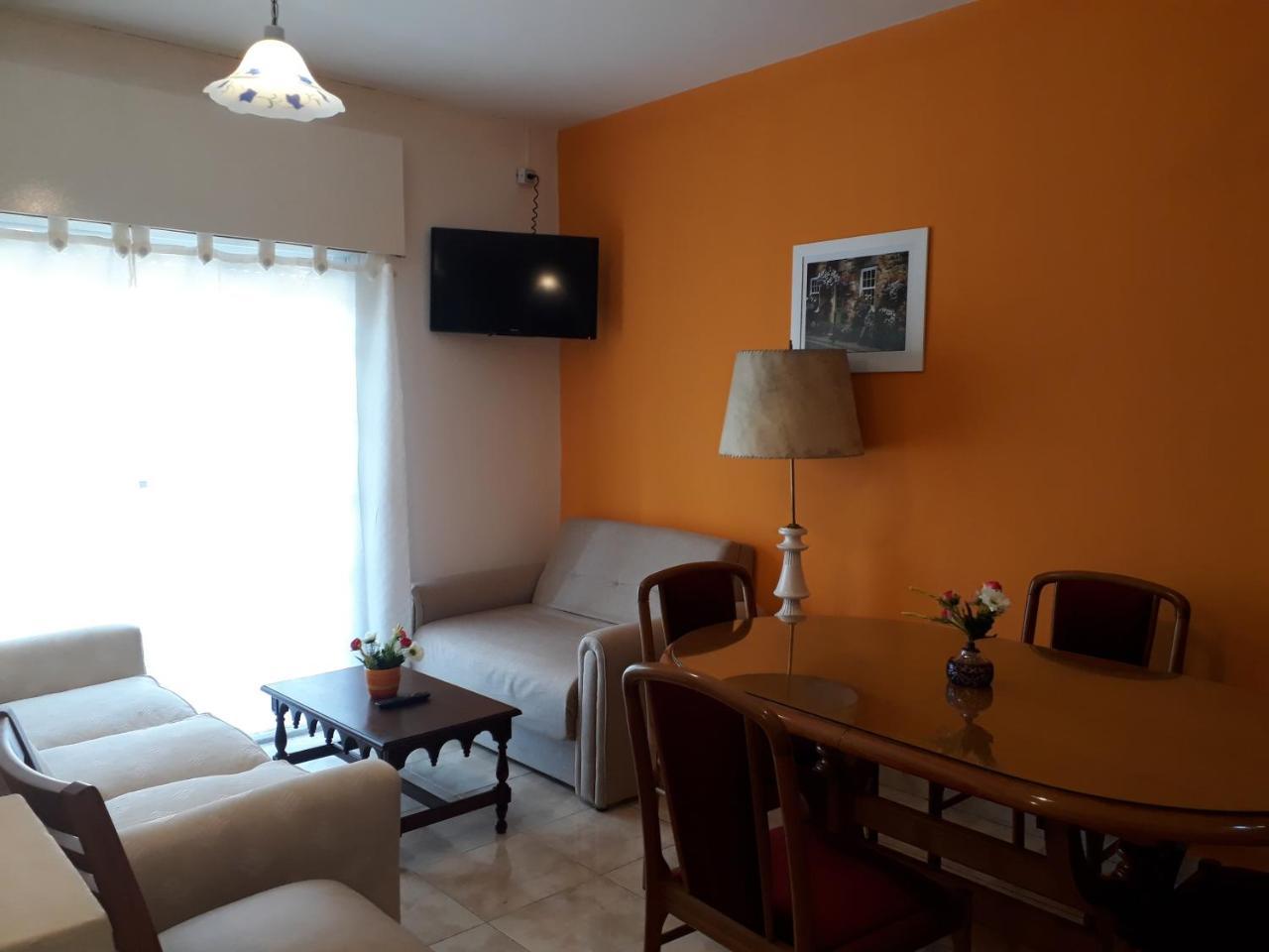 Devoto Duplex Apartment *