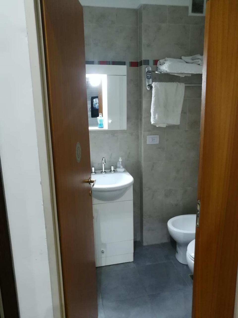 Monoambiente Amplio Hospital Italiano Almagro Apartamento *