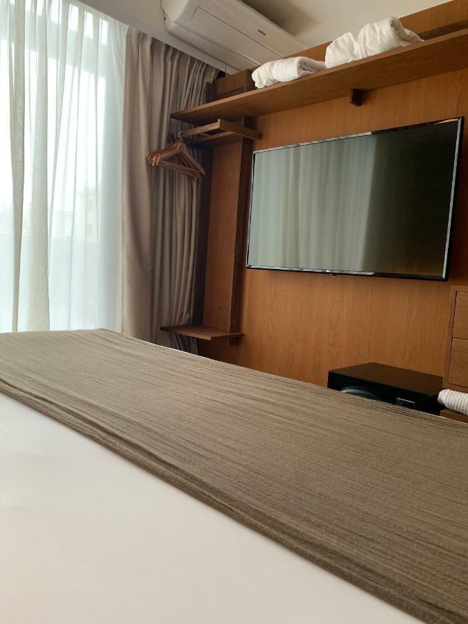 Aq Tailored Hotel
