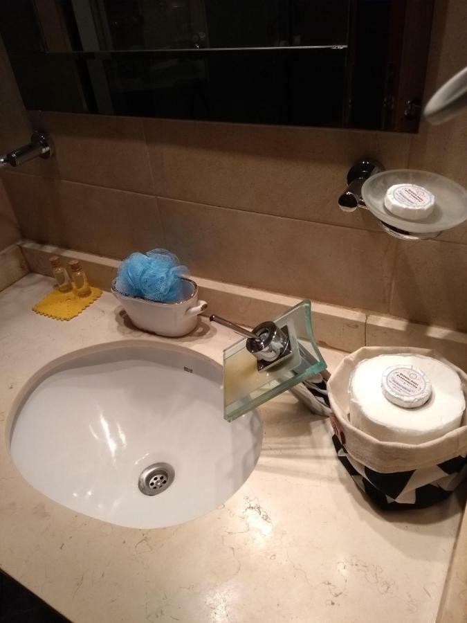 Apartment Corrientes Y Esmeralda Teatros! Gran Ubicacion 2 6pax Equipado Y Comodo *