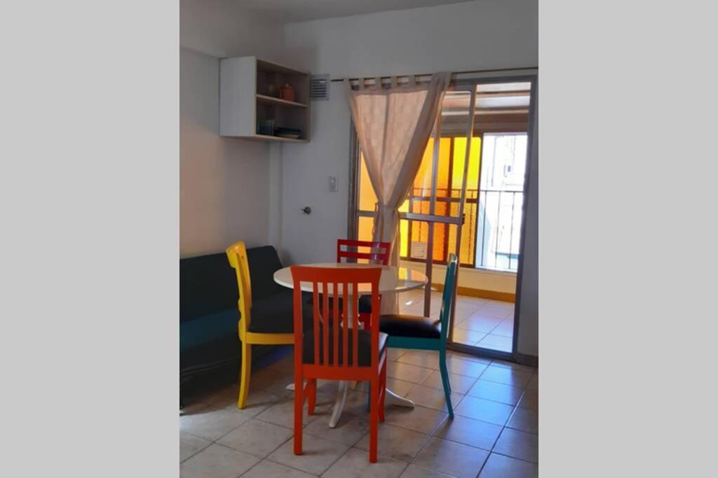 Apartamento Monoambiente Luminoso En El Corazon De La Ciudad Buenos Aires