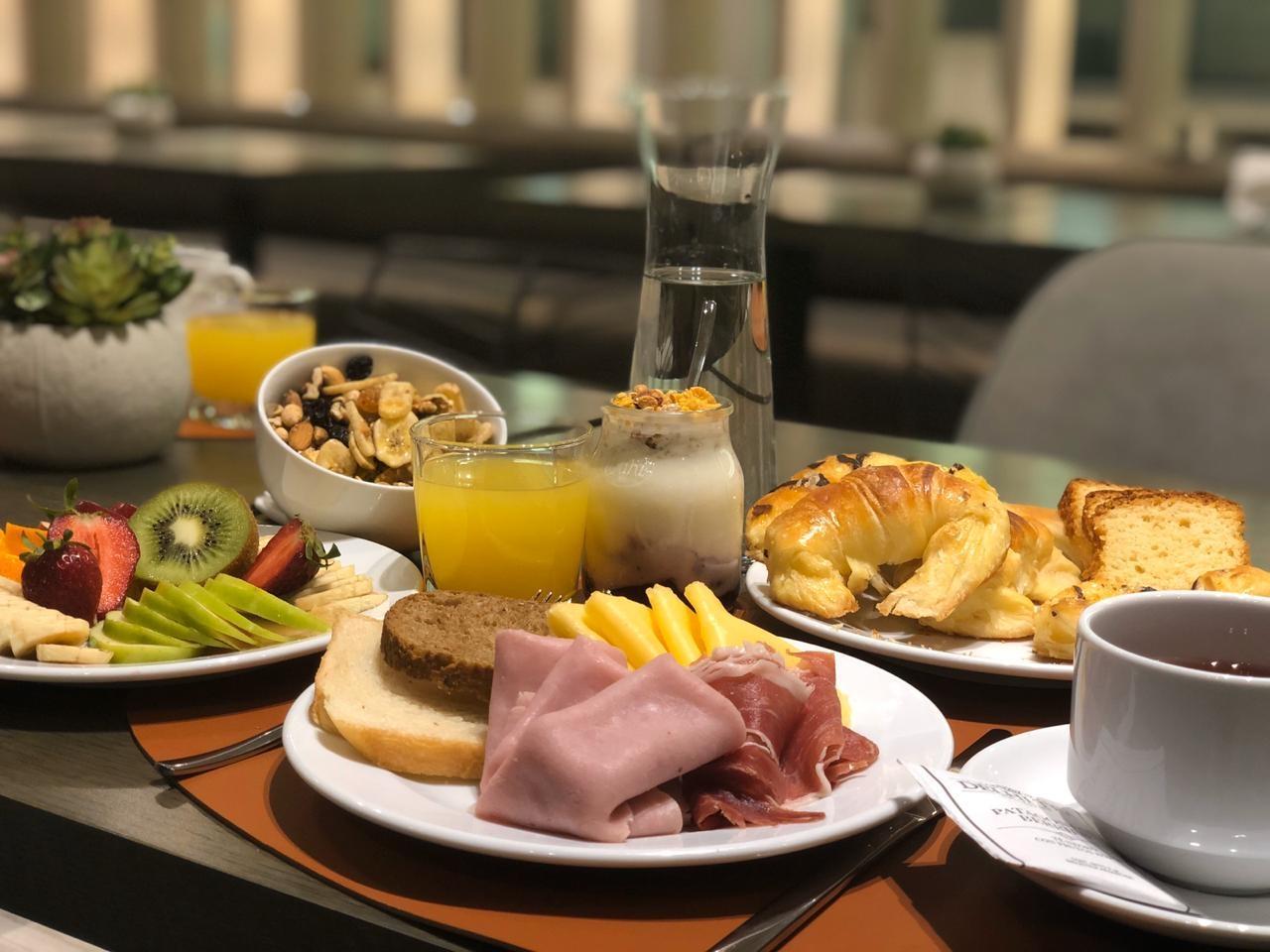 Hotel Huinid Obelisco Buenos Aires