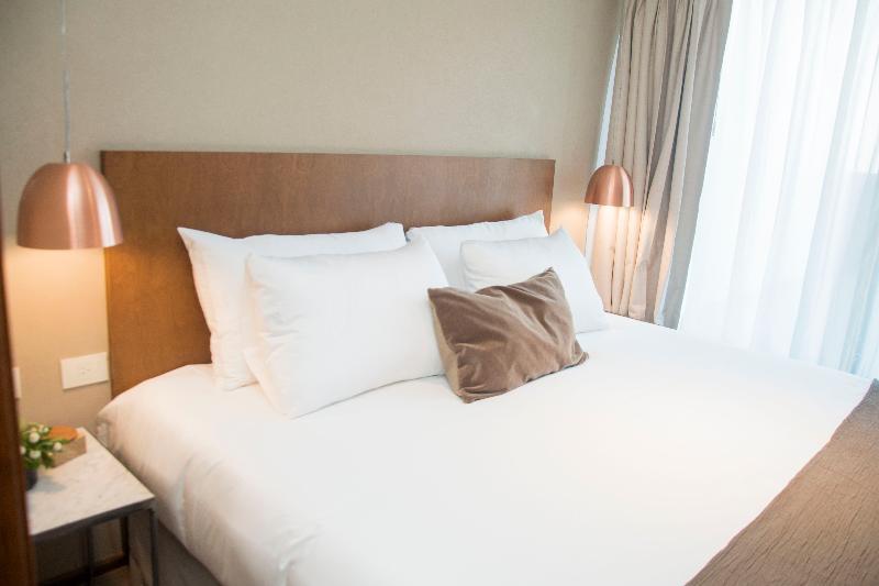 Hotel Aq Tailored
